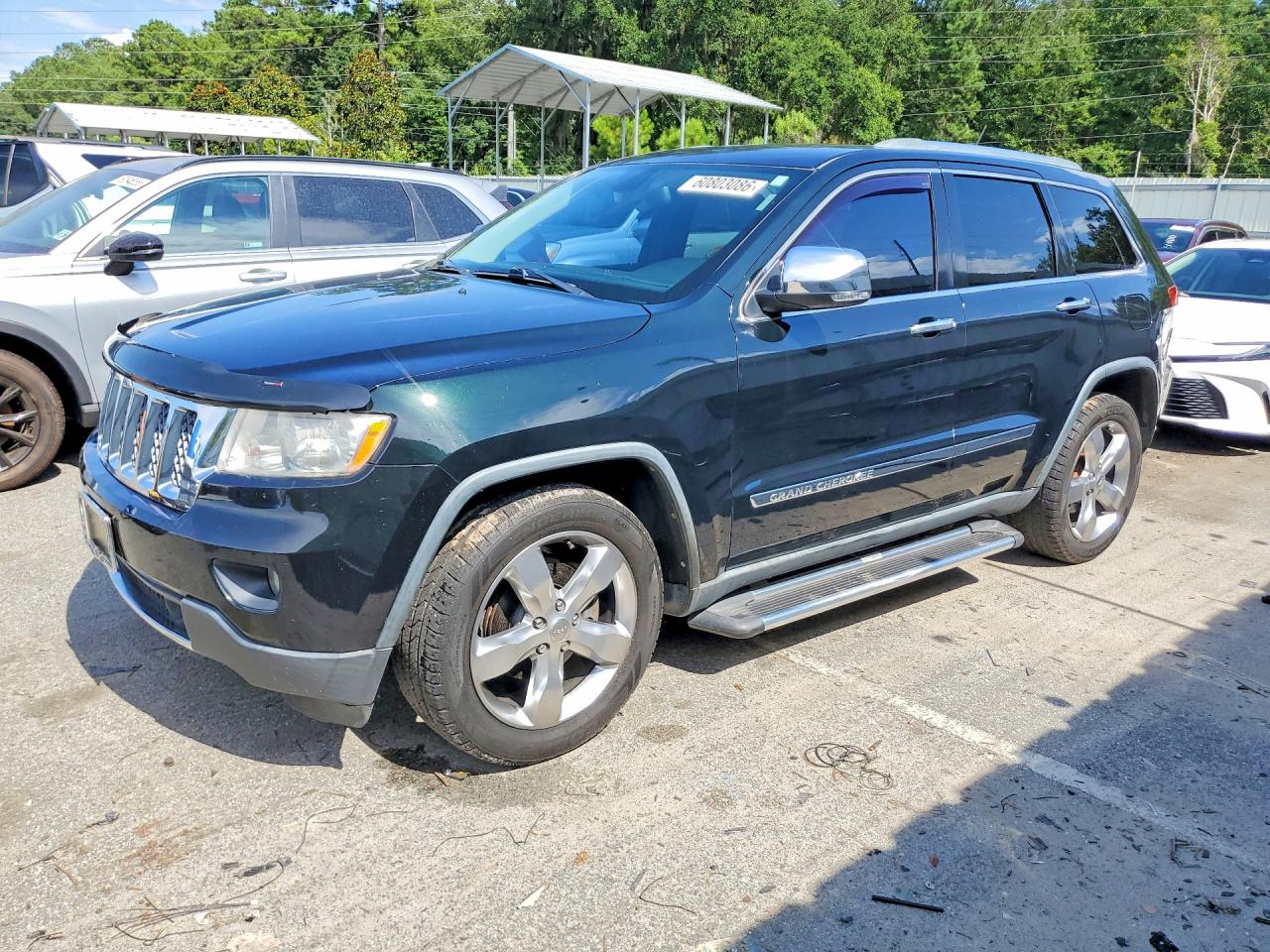 2013 Jeep Grand Cherokee Overland Summit, VIN 1C4RJECG8DC526441 — Rear end