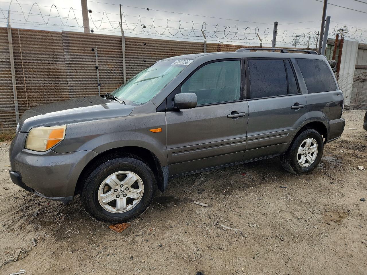 2008 Honda Pilot VP, VIN 5FNYF28248B023538 — Мелкие вмятины и царапины