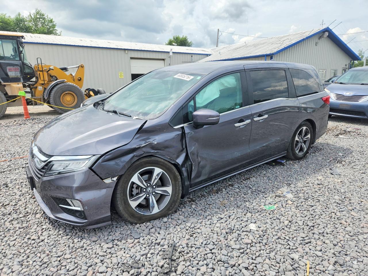 2020 Honda Odyssey Touring, VIN 5FNRL6H87LB040500 — Front end