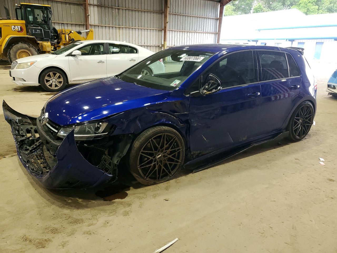 2017 Volkswagen Golf R, VIN WVWVF7AU3HW071605 — Front end