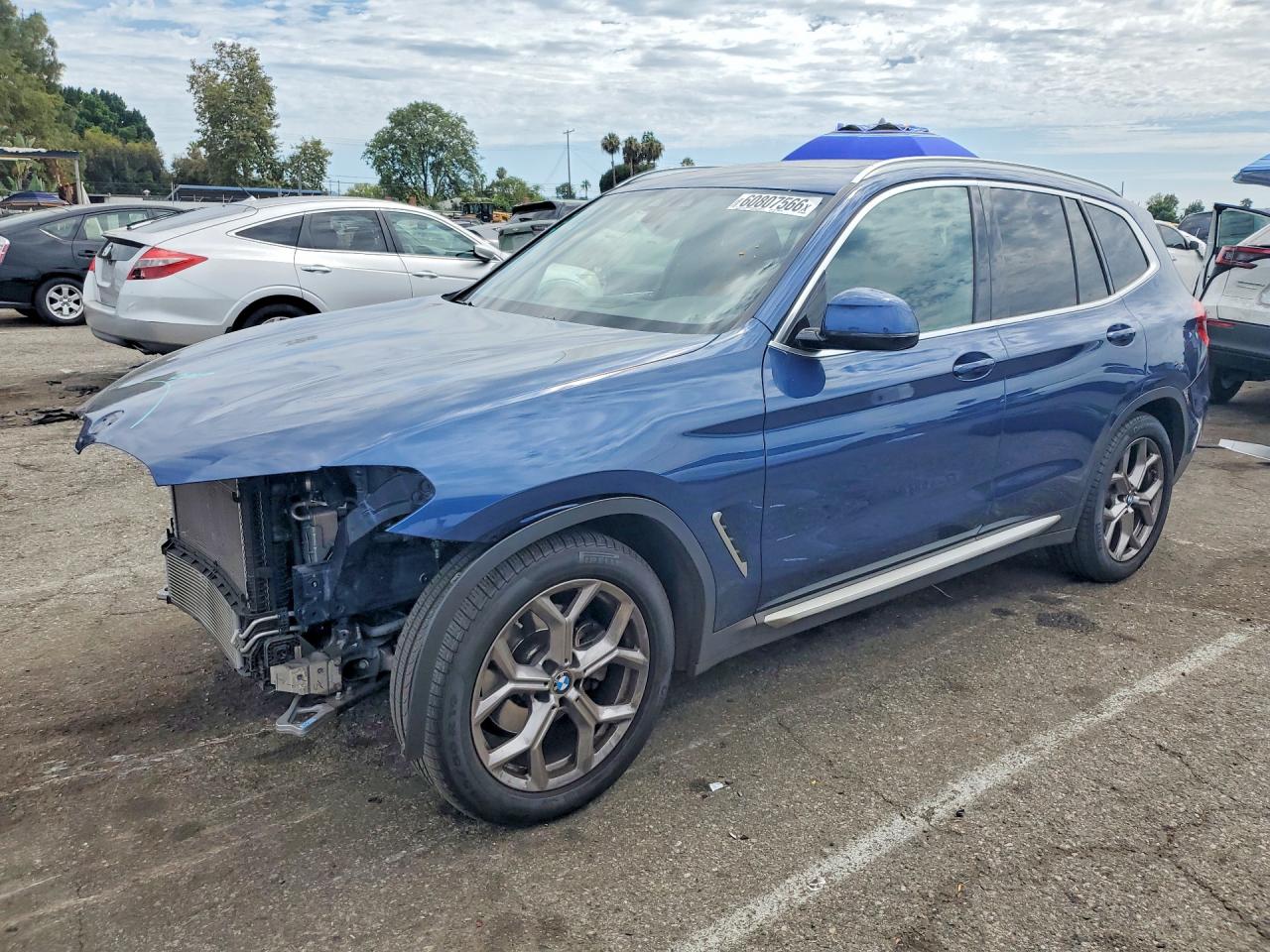 2021 BMW X3 sDrive30i, VIN 5UXTY3C09M9G26152 — Front end