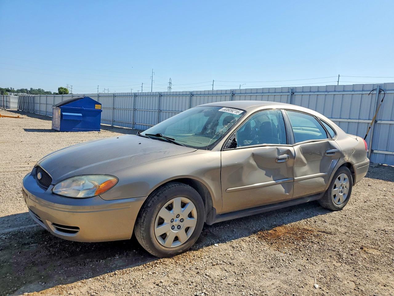 2004 Ford Taurus SE, VIN 1FAFP53214G195531 — Side
