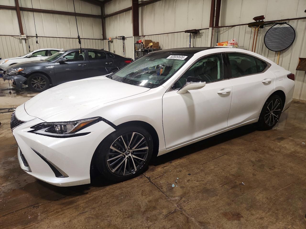 2024 Lexus ES 350, VIN 58ADZ1B14RU183903 — Side