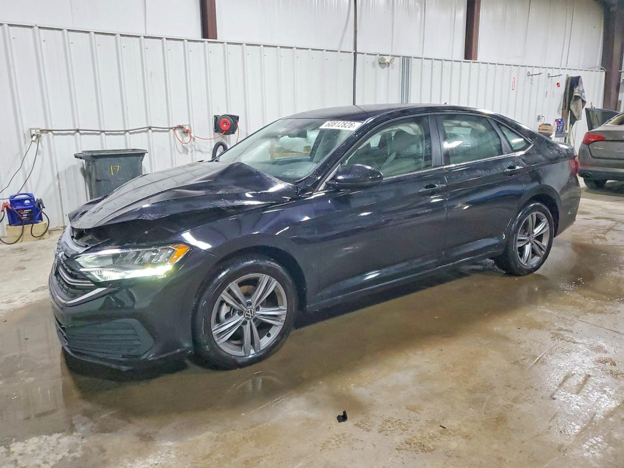 2024 Volkswagen Jetta SE, VIN 3VWEM7BU3RM007647 — Front end