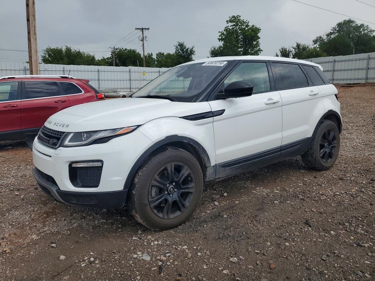 2017 Land Rover Range Rover Evoque SE, VIN SALVP2BG3HH207737 — Front end