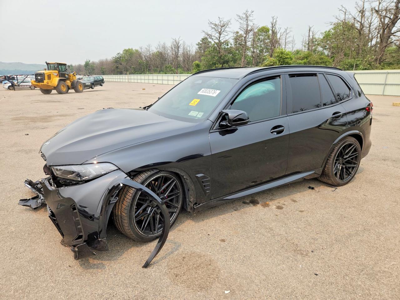 2026 BMW X5 M60i, VIN 5UX33EU08T9163411 — Перед