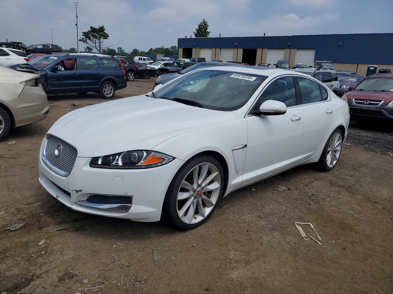 2015 Jaguar XF Portfolio, VIN SAJWA0F78F8U53919 — Minor dents and scratches