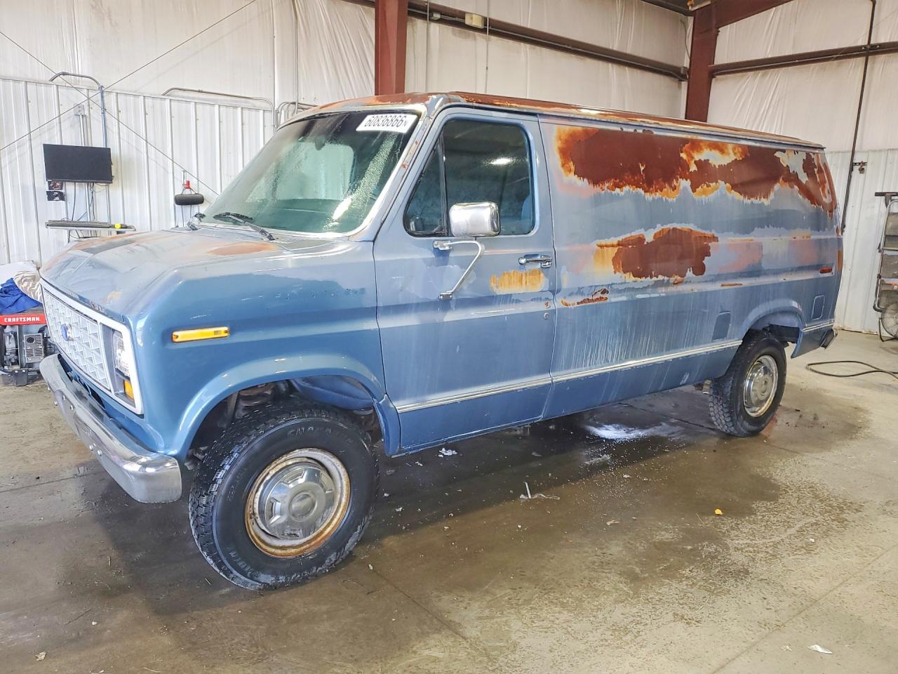 1989 Ford Econoline, VIN 1FTFE24H8KHC29408 — Minor dents and scratches
