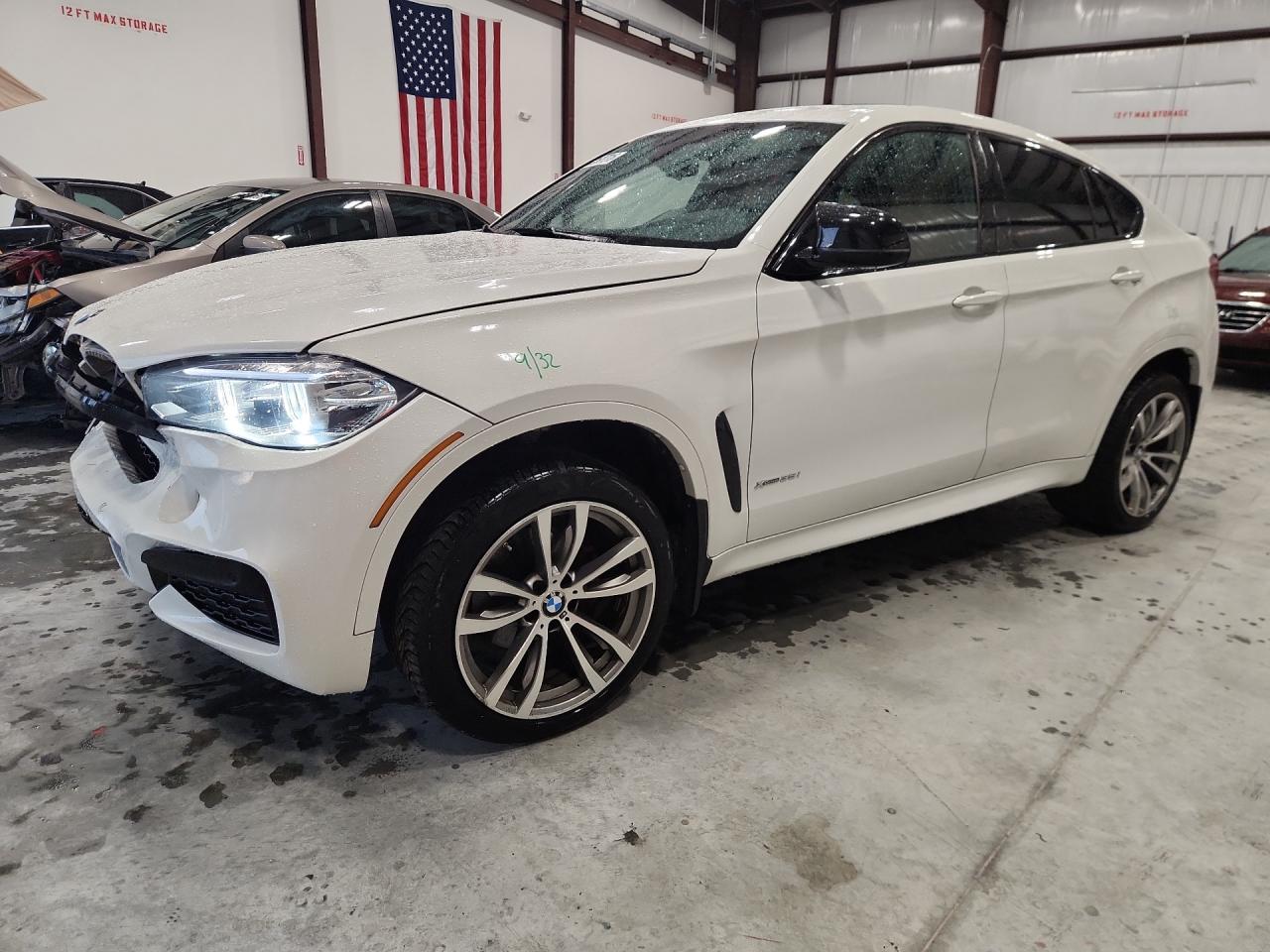 2015 BMW X6 xDrive35i, VIN 5UXKU2C53F0F95436 — Front end