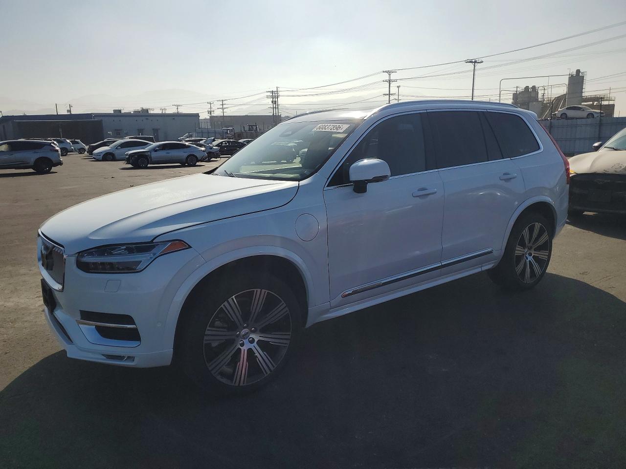 2024 Volvo XC90 Plus Bright Theme, VIN YV4H60CE0R1226777 — Minor dents and scratches