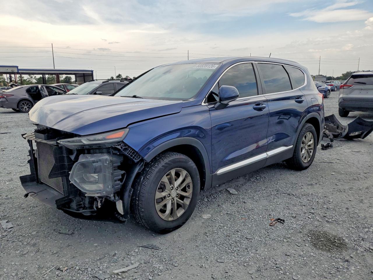 2020 Hyundai Santa Fe SE, VIN 5NMS23AD6LH285779 — Front end