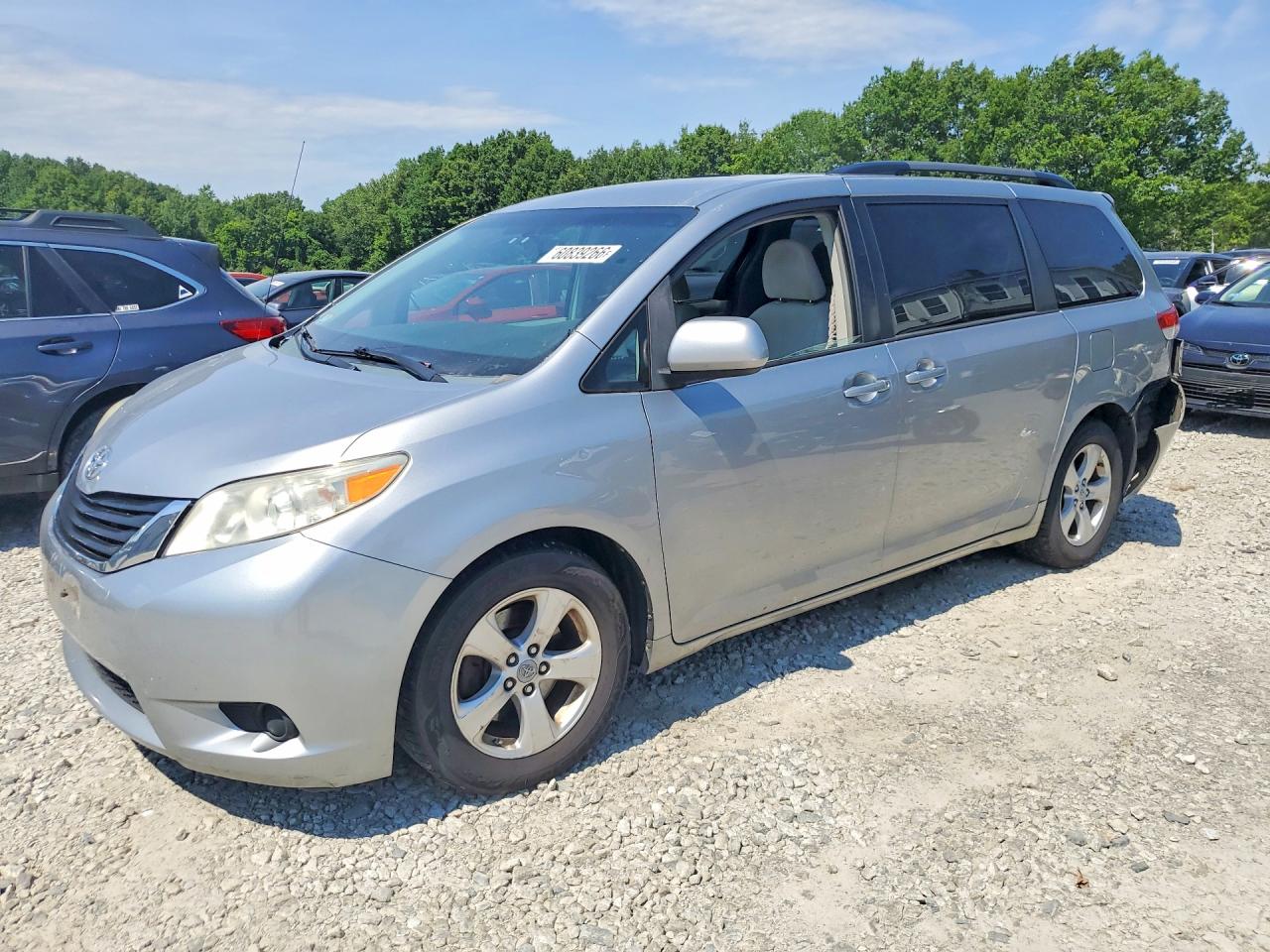 2011 Toyota Sienna LE, VIN 5TDKK3DC0BS138808 — Rear end