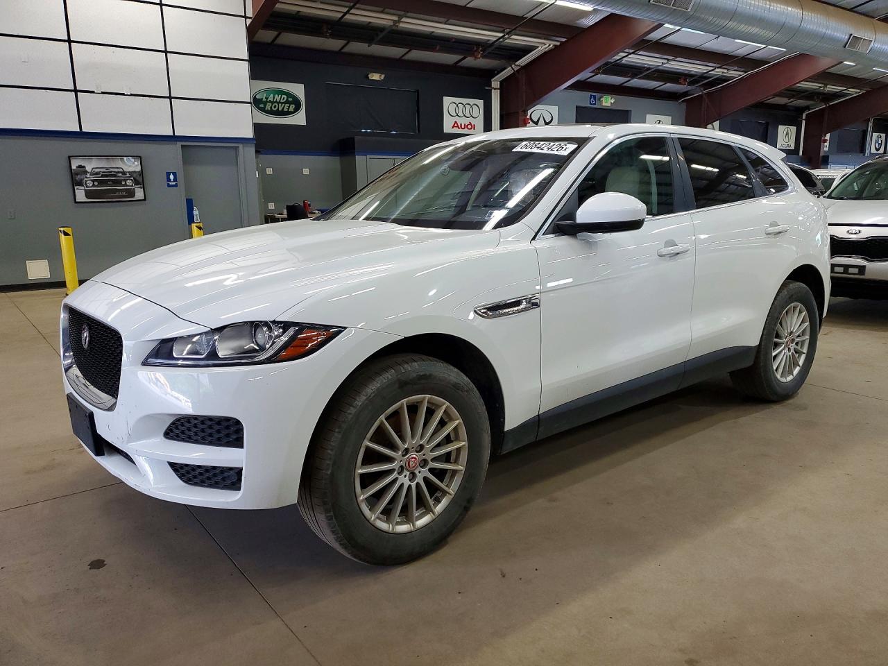 2019 Jaguar F-Pace 25t, VIN SADCS2FXXKA356710 — Minor dents and scratches