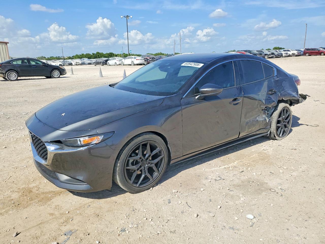 2019 Mazda 3 Select, VIN 3MZBPAAL5KM110204 — Side