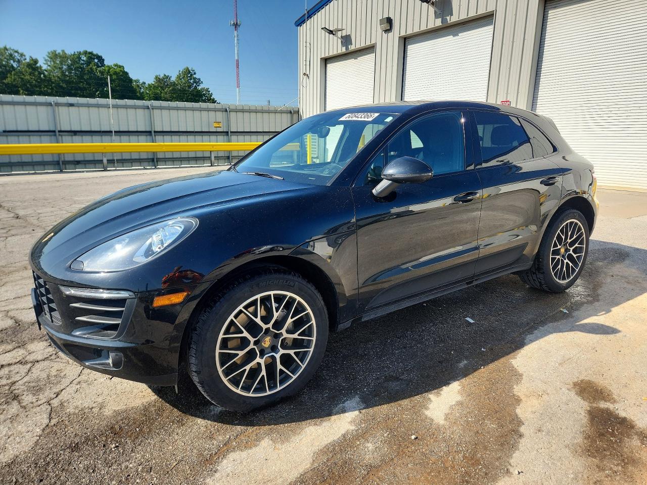 2017 Porsche Macan S, VIN WP1AB2A53HLB18282 — Front end