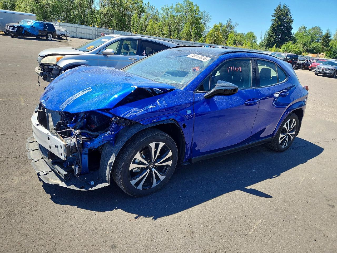 2025 Lexus UX 300h Premium, VIN JTHUCJDH4S2008820 — Перед