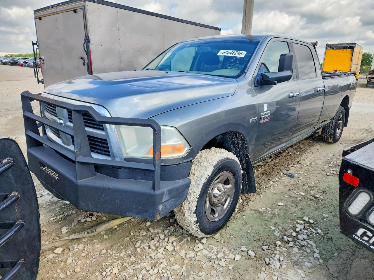 2011 Ram 2500 ST, VIN 3D7TT2CT1BG630474 — Minor dents and scratches