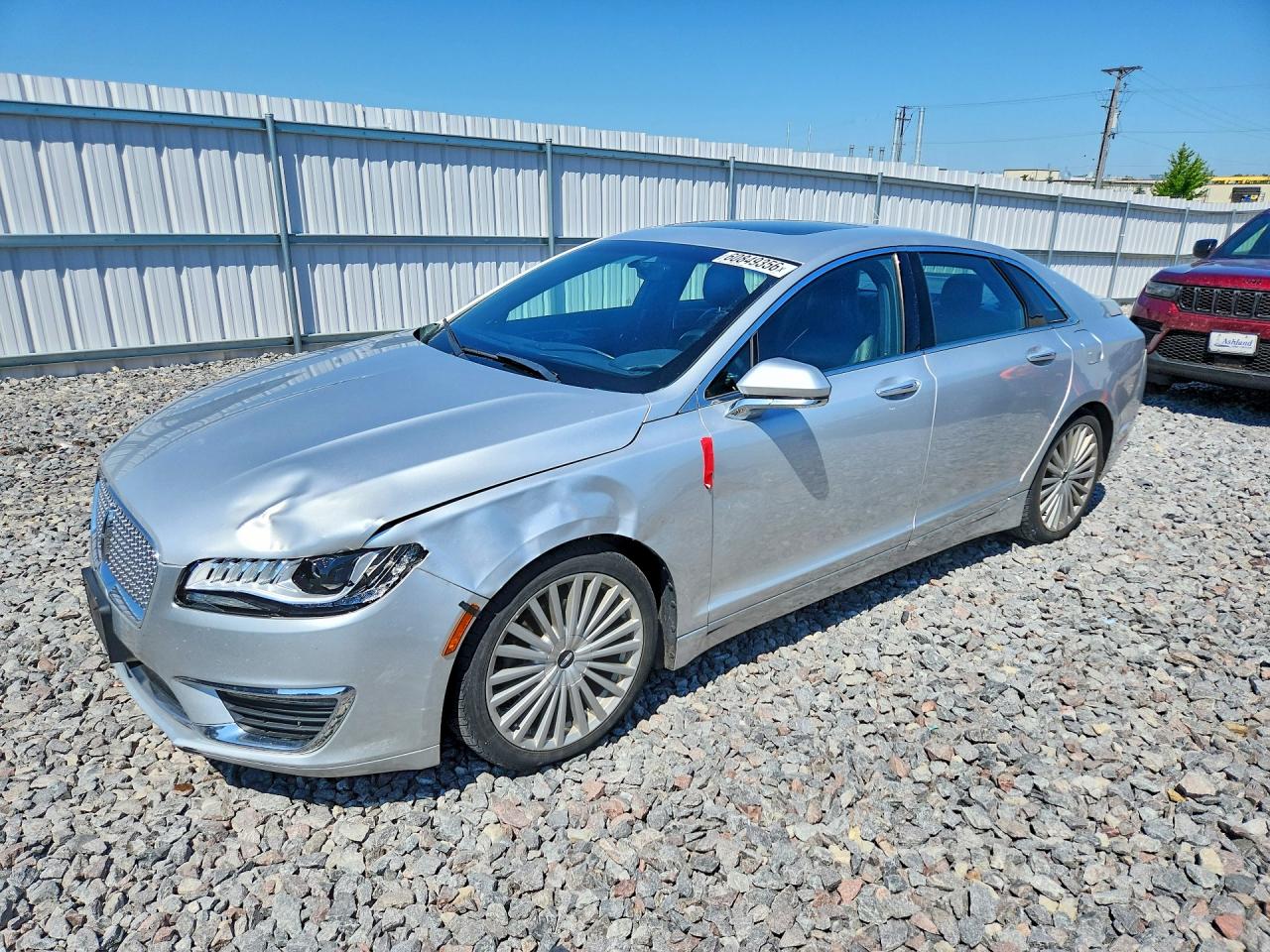 2017 Lincoln MKZ Reserve, VIN 3LN6L5E90HR606301 — Front end