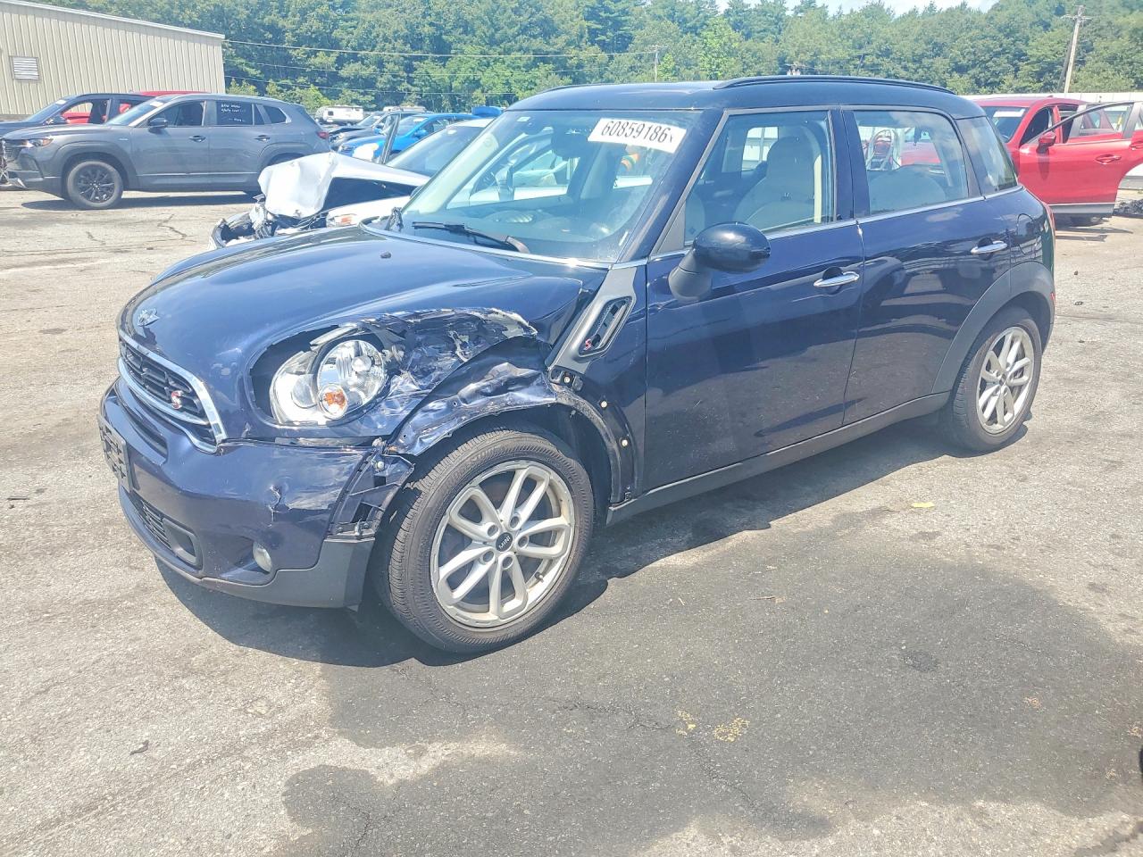 2015 MINI Countryman S, VIN WMWZC3C57FWP53129 — Front end