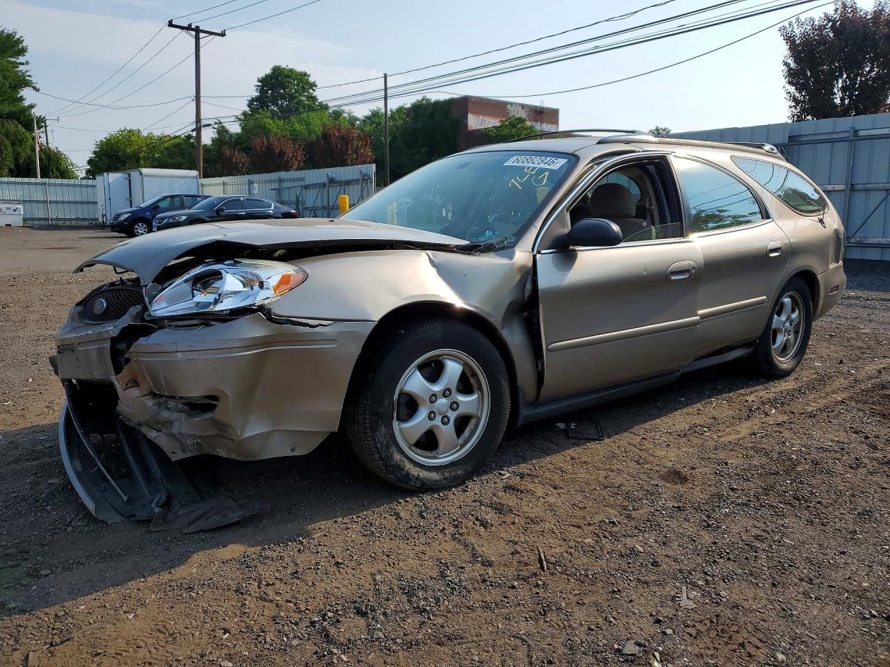 2005 Ford Taurus SE, VIN 1FAFP58265A133751 — Перед
