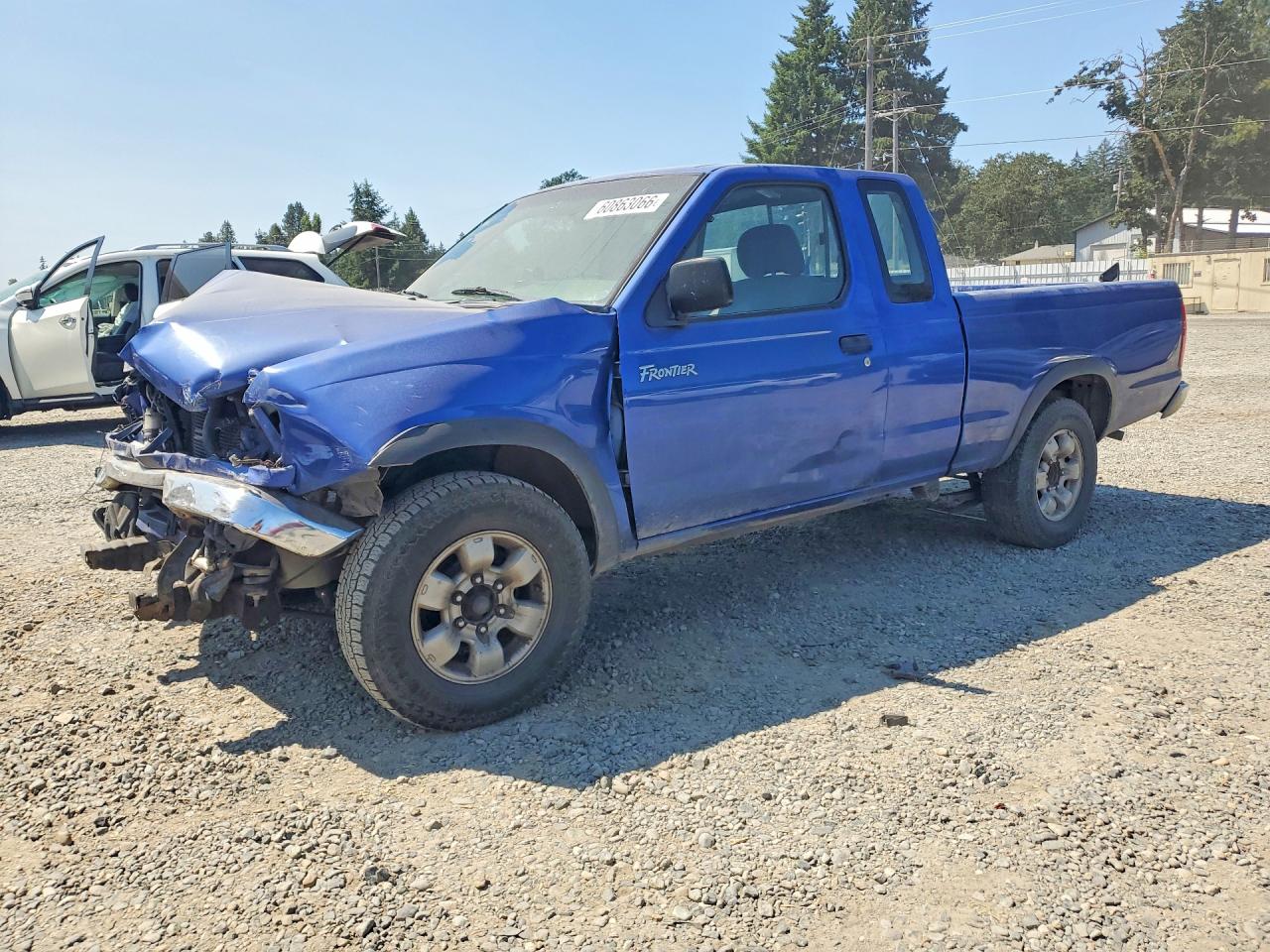 1998 Nissan Frontier XE, VIN 1N6DD26SXWC386425 — Front end