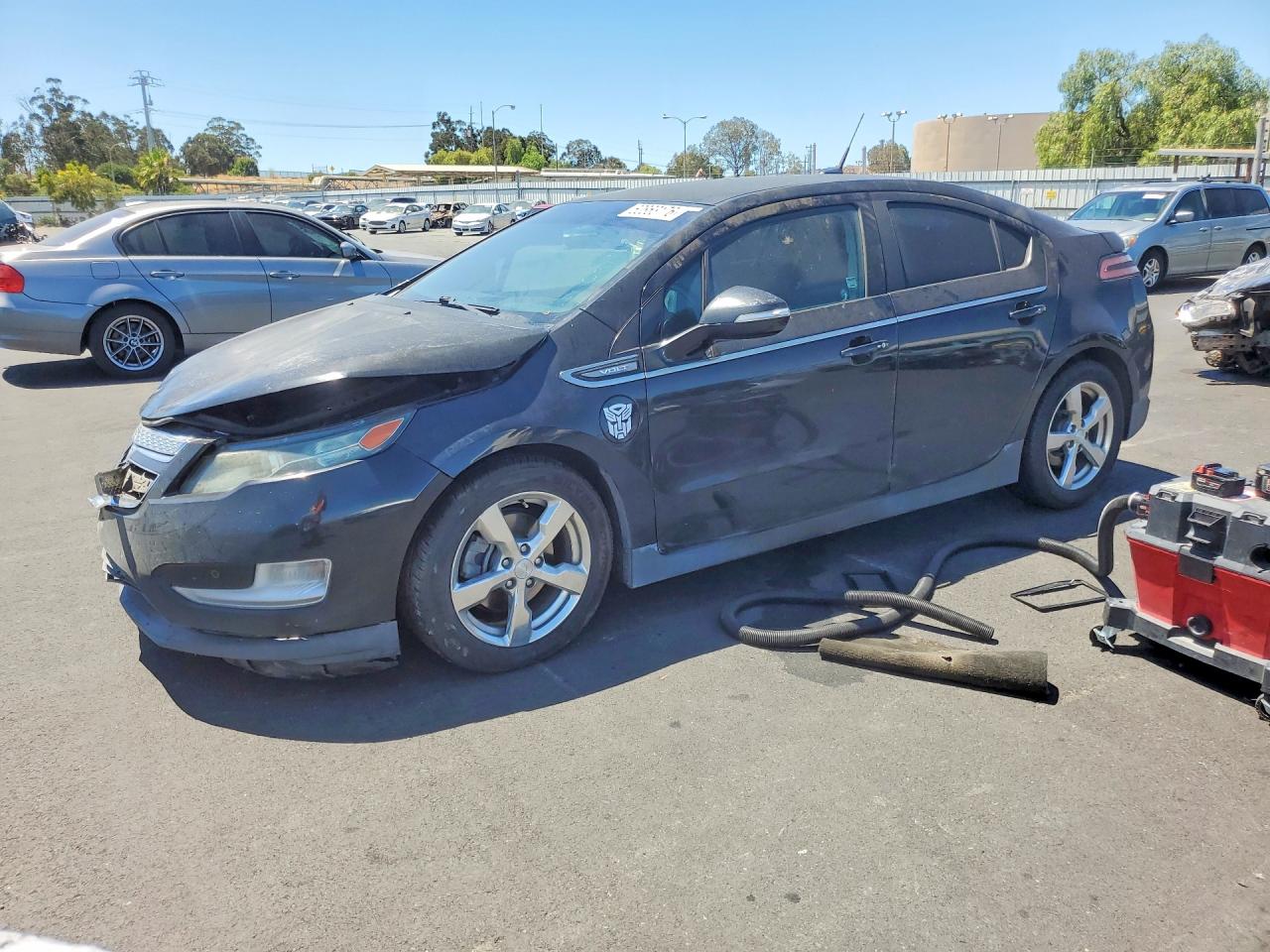 2012 Chevrolet Volt, VIN 1G1RH6E43CU128351 — Front end