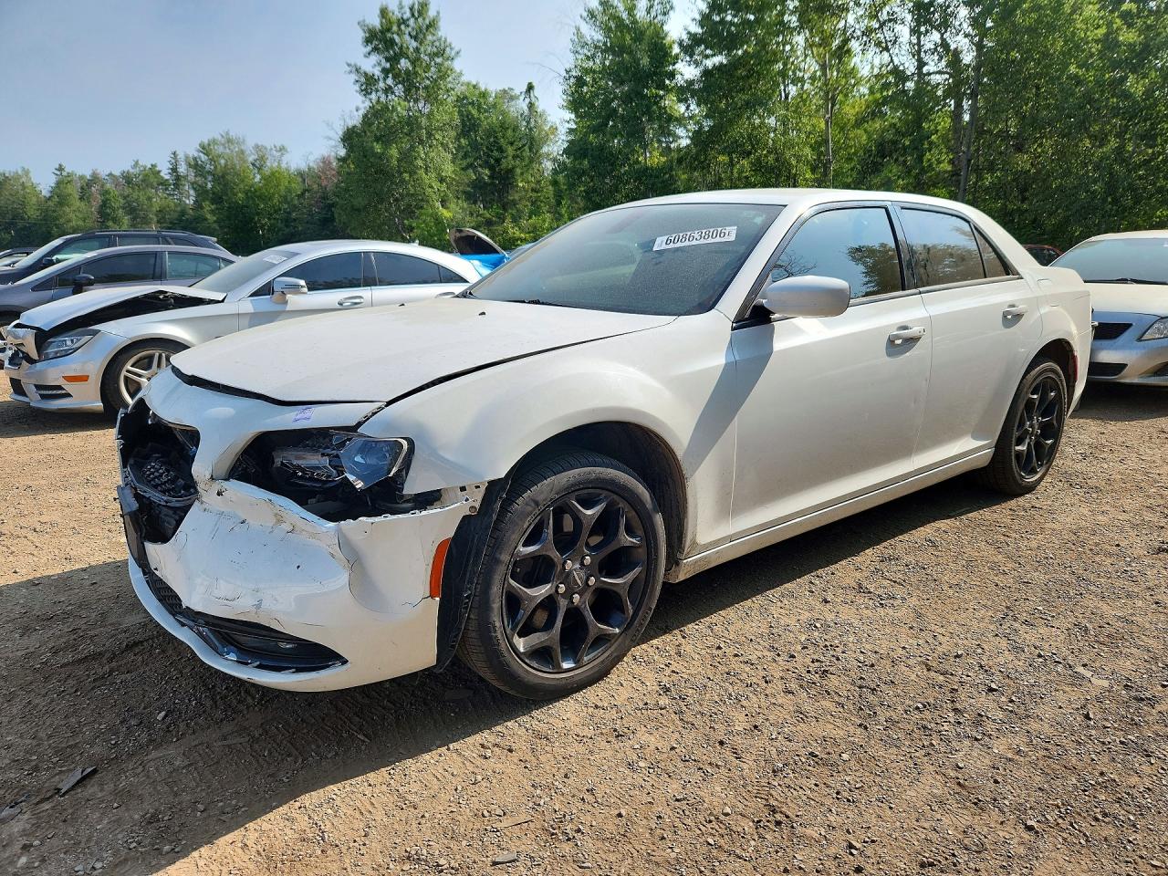 2019 Chrysler 300 S, VIN 2C3CCAGG7KH640576 — Перед