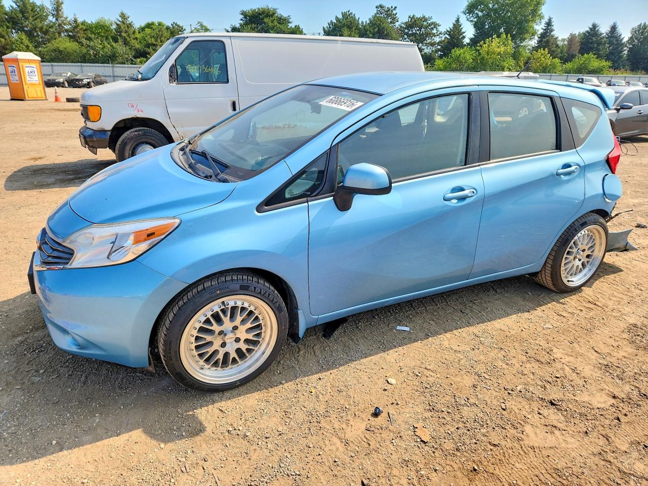 2014 Nissan Note SV, VIN 3N1CE2CPXEL410126 — Rear end