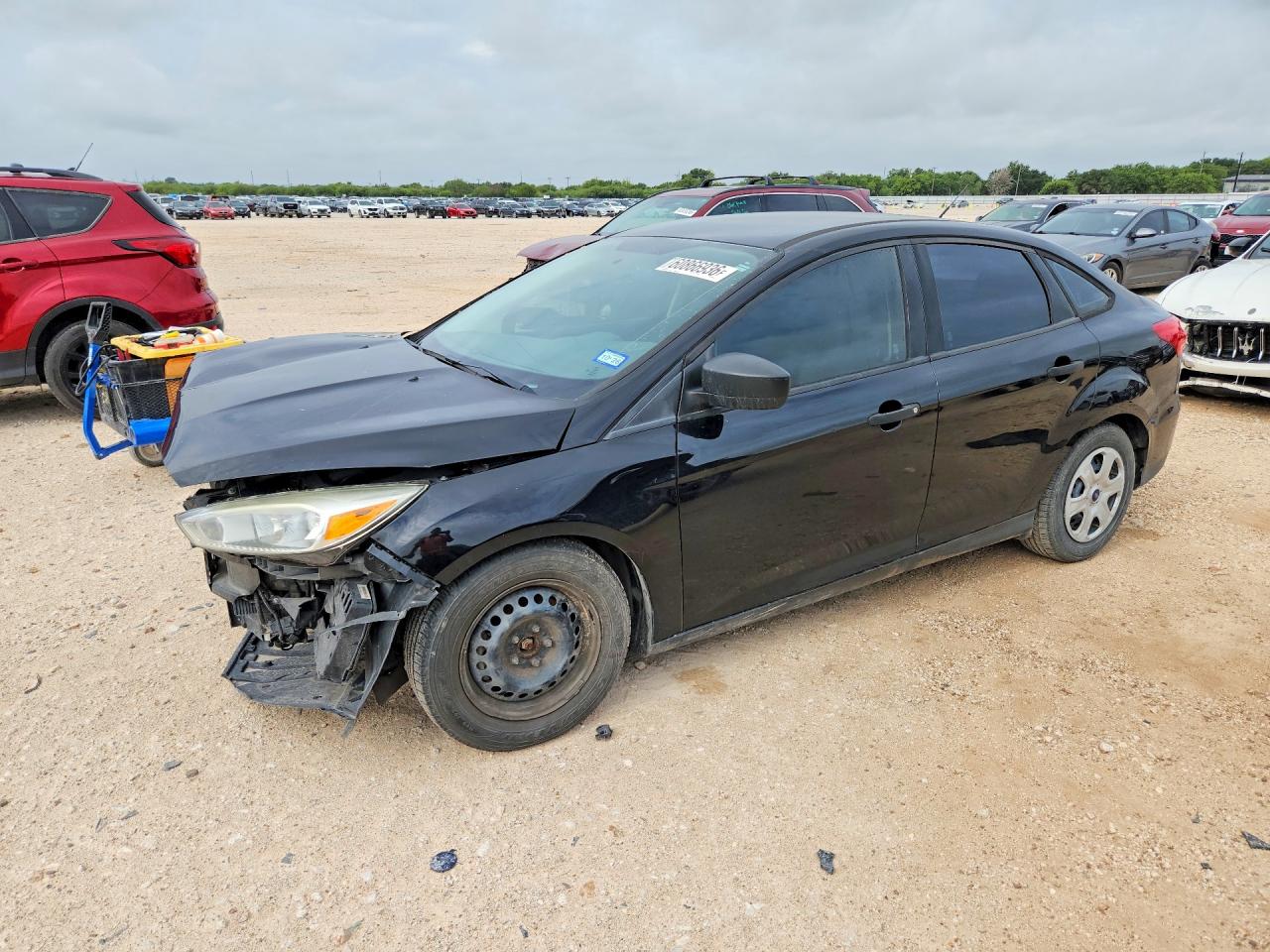 2016 Ford Focus S, VIN 1FADP3E23GL351010 — Front end