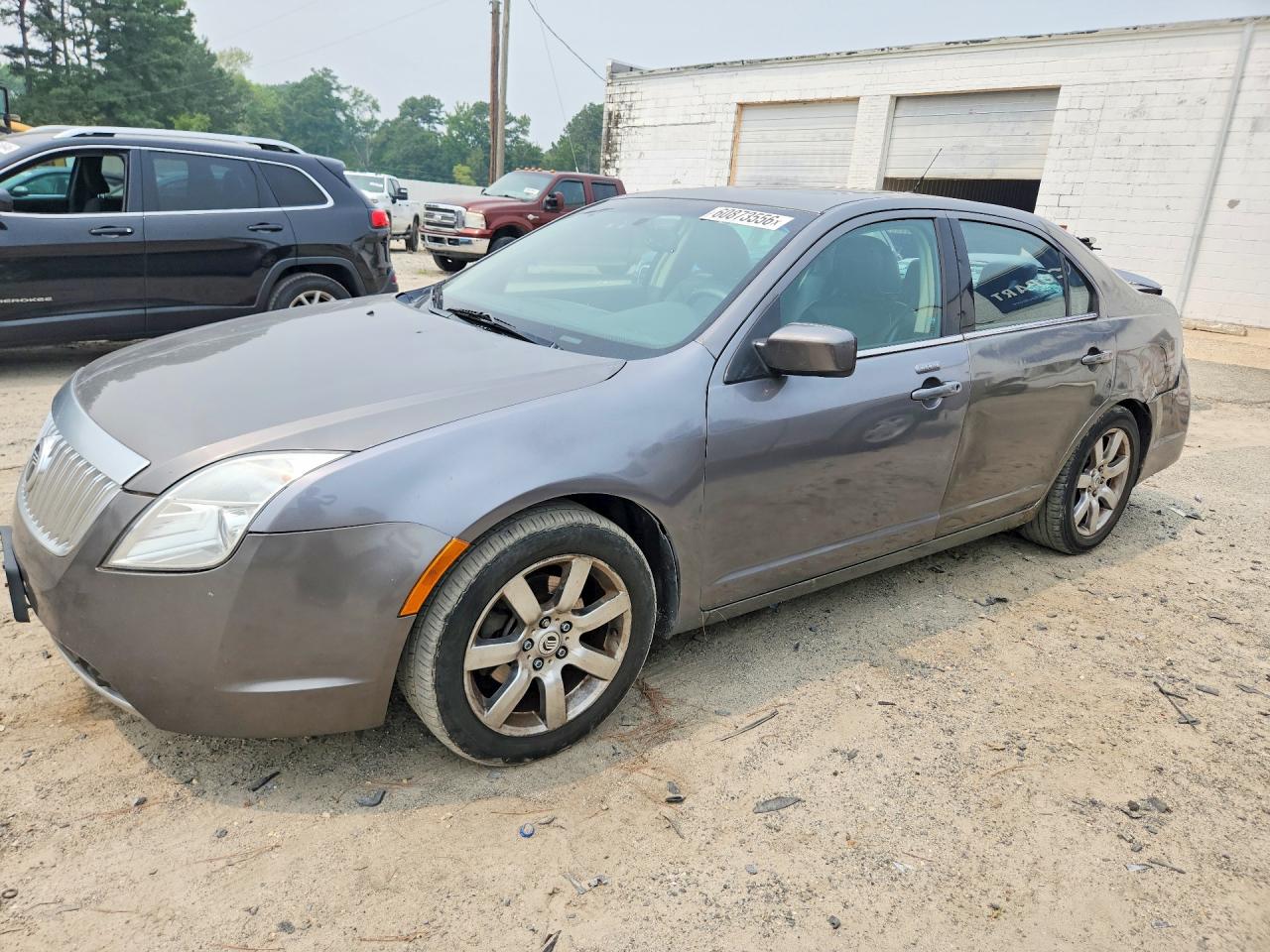 2010 Mercury Milan Premier, VIN 3MEHM0JA0AR656343 — Rear end