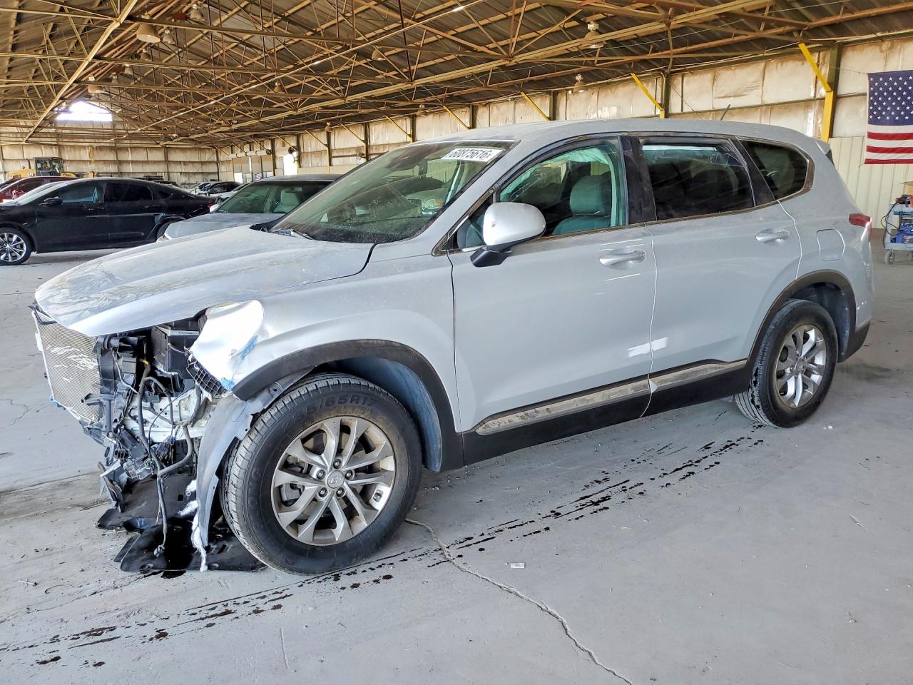 2019 Hyundai Santa Fe SE, VIN 5NMS23AD1KH102349 — Front end