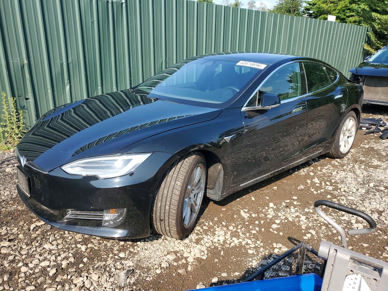 2021 Tesla Model S Long Range Plus, VIN 5YJSA1E24MF426237 — Rear end