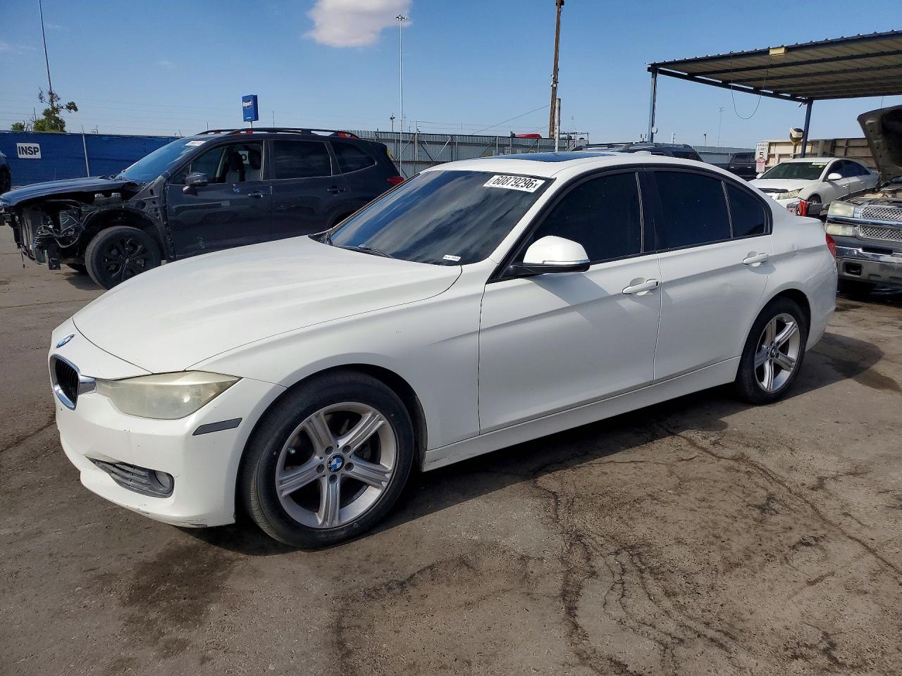 2014 BMW 3 Series 328i, VIN WBA3A5C57EP601996 — Minor dents and scratches