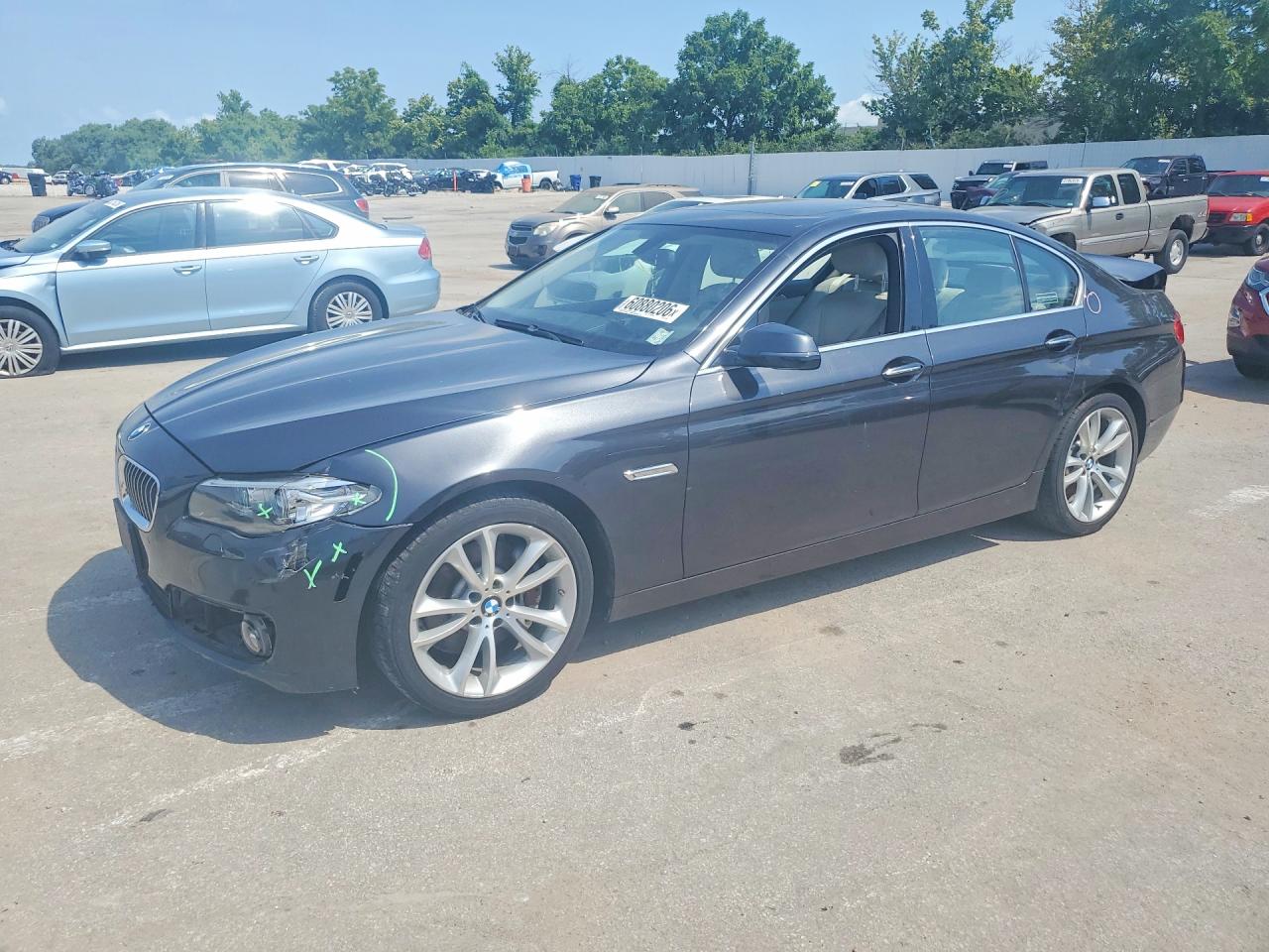 2014 BMW 5 Series 535i xDrive, VIN WBA5B3C50ED536999 — Minor dents and scratches