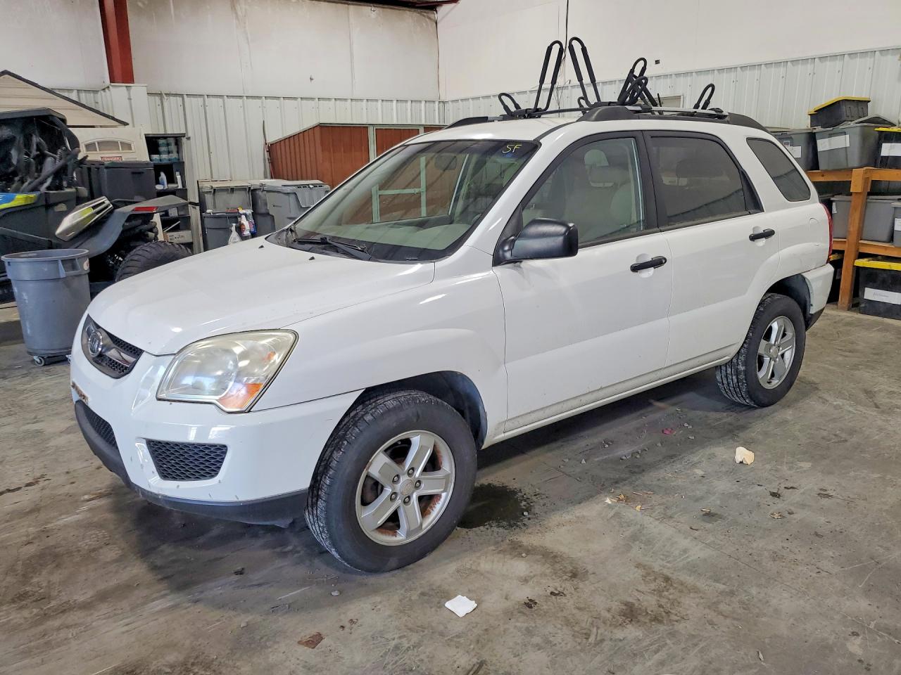 2009 Kia Sportage LX, VIN KNDJE723797560141 — Rear end