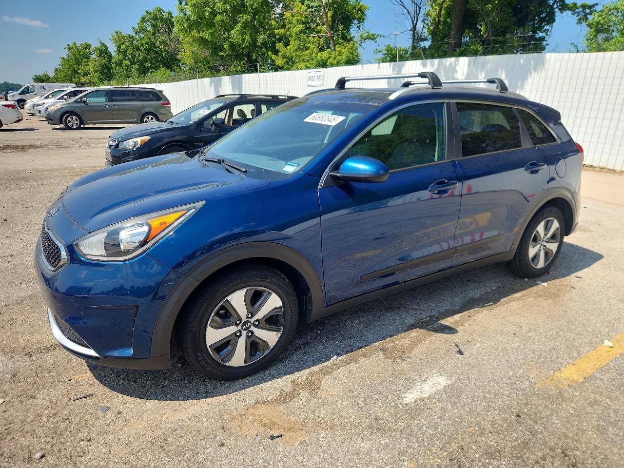 2017 Kia Niro LX, VIN KNDCB3LC4H5056004 — Front end