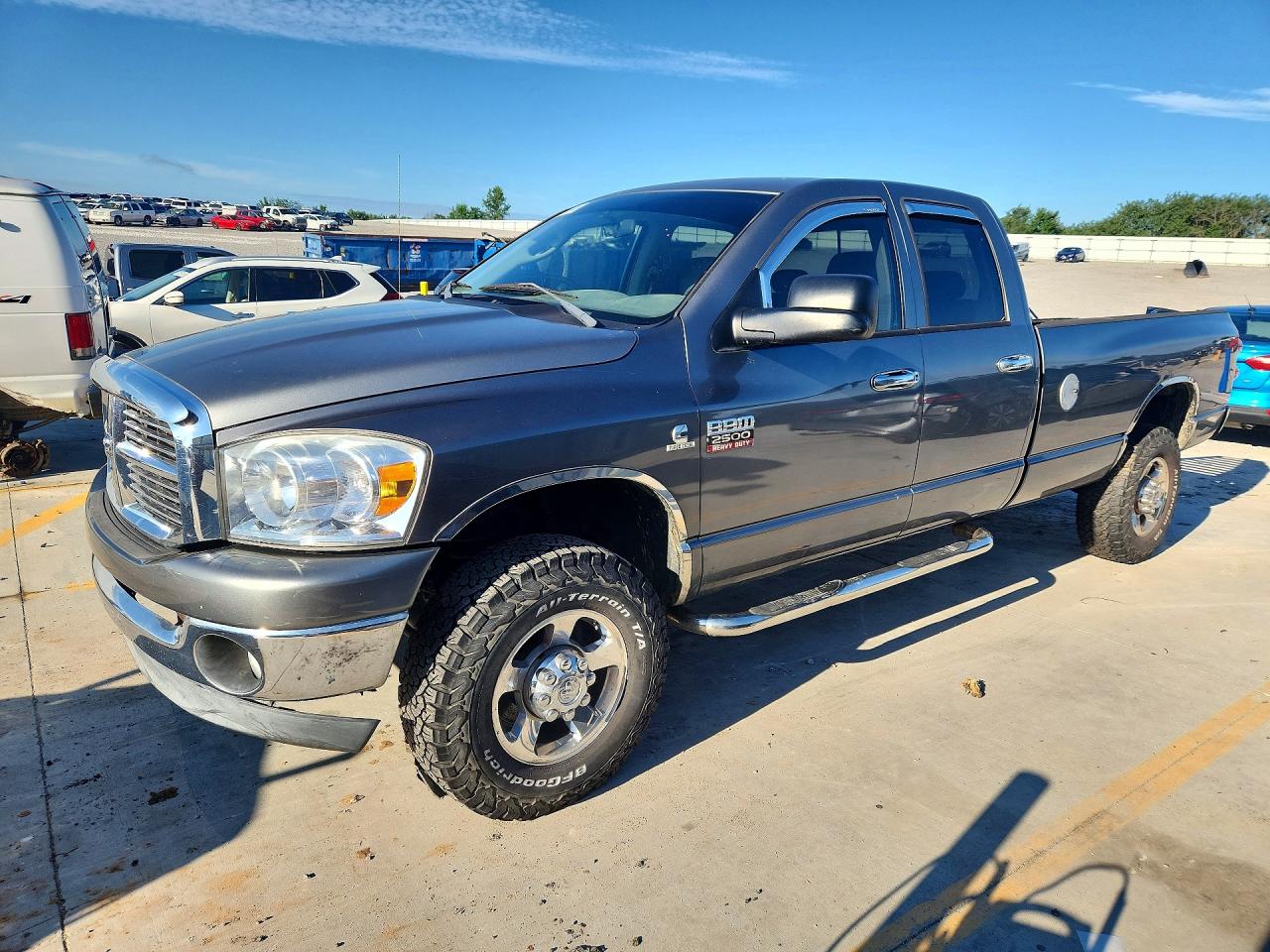 2008 Dodge 2500 SLT, VIN 3D7KS28A48G150363 — Мелкие вмятины и царапины