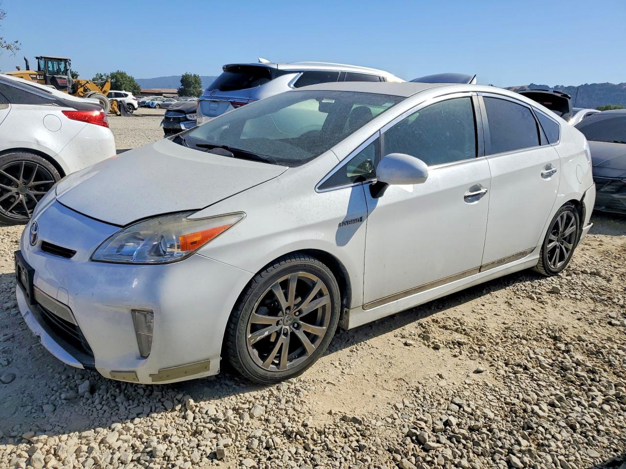 2015 Toyota Prius Two, VIN JTDKN3DU8F0408179 — Rear end