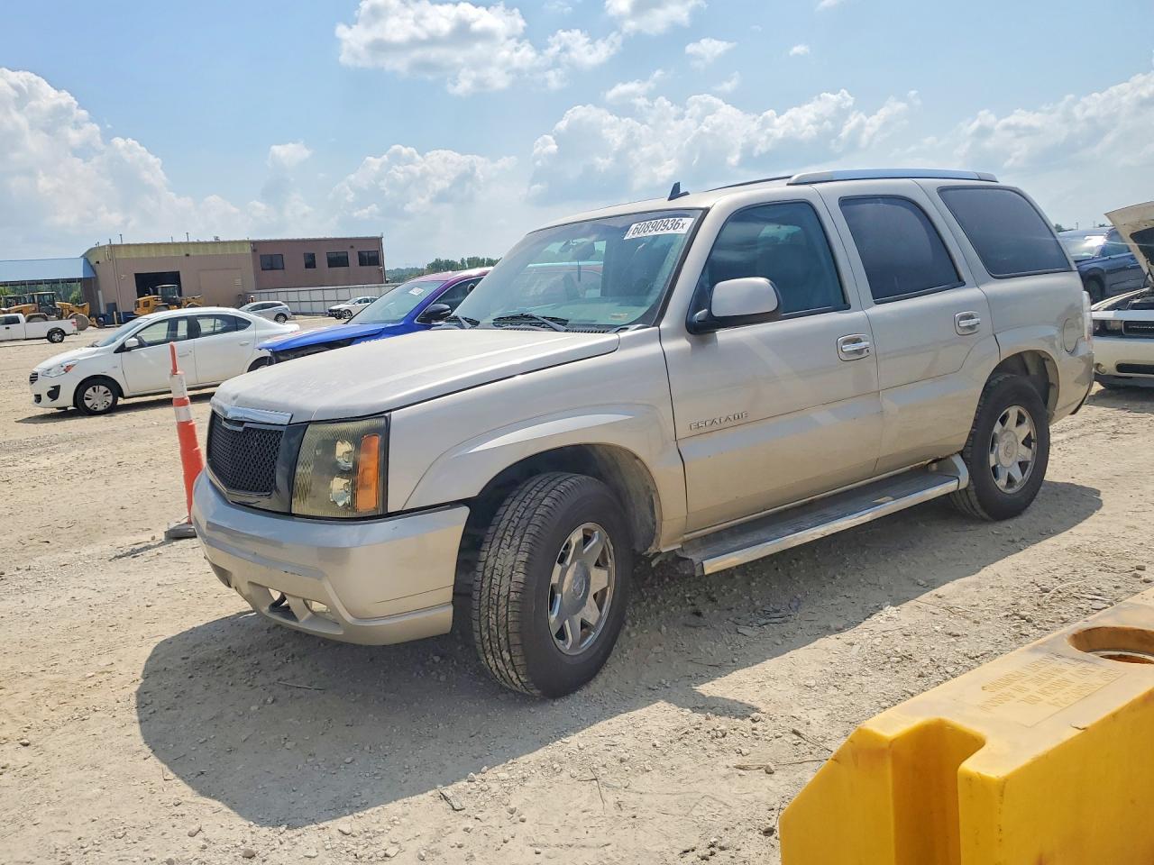 2006 Cadillac Escalade, VIN 1GYEK63N36R133229 — Front end