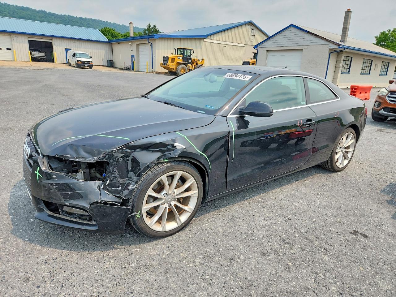 2013 Audi A5 Premium Plus, VIN WAULFAFR5DA070324 — Перед