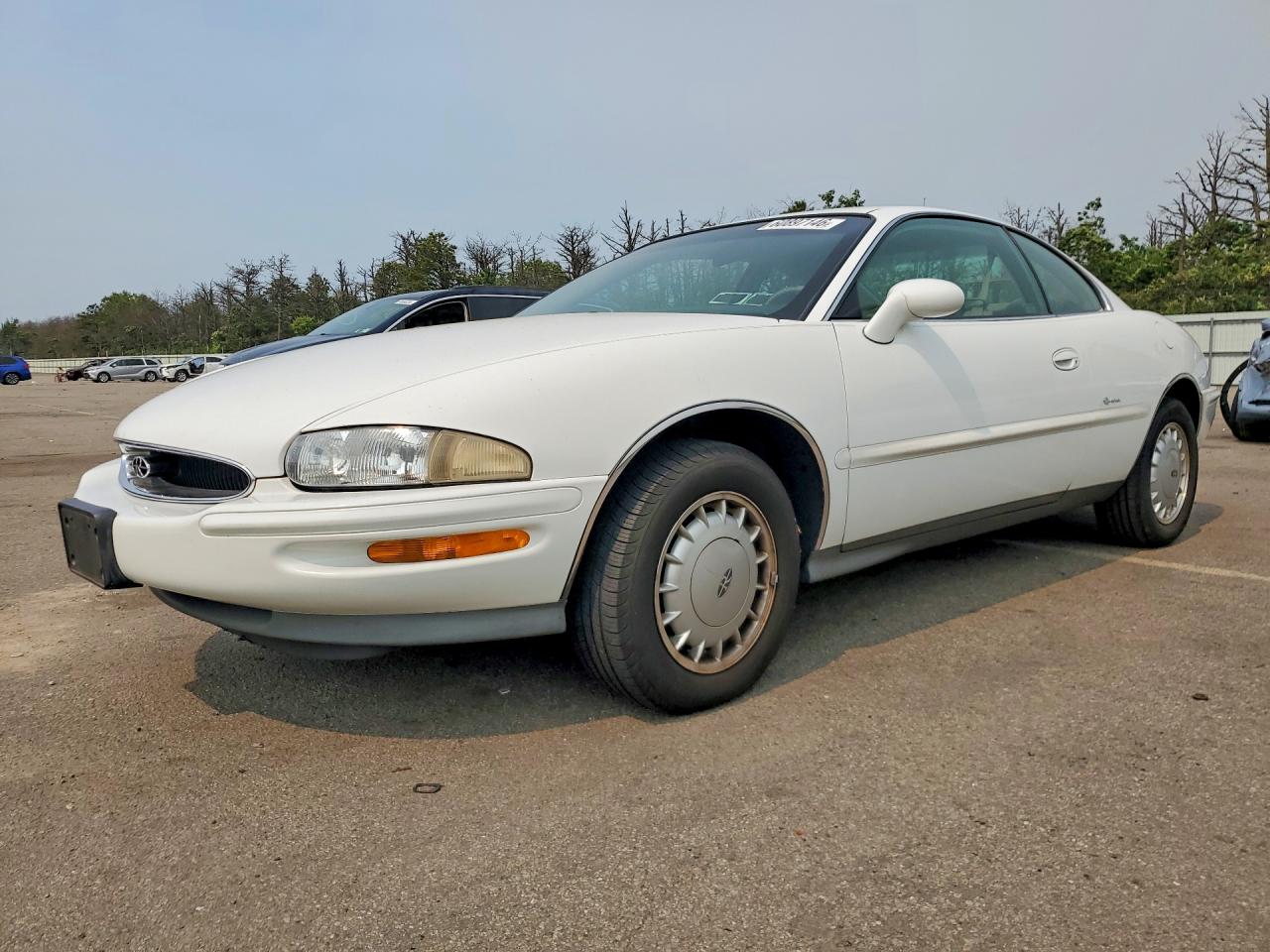 1995 Buick Riviera, VIN 1G4GD22K0S4717888 — Мелкие вмятины и царапины