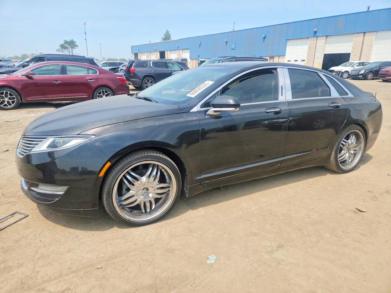 2013 Lincoln MKZ, VIN 3LN6L2JK1DR814513 — Front end