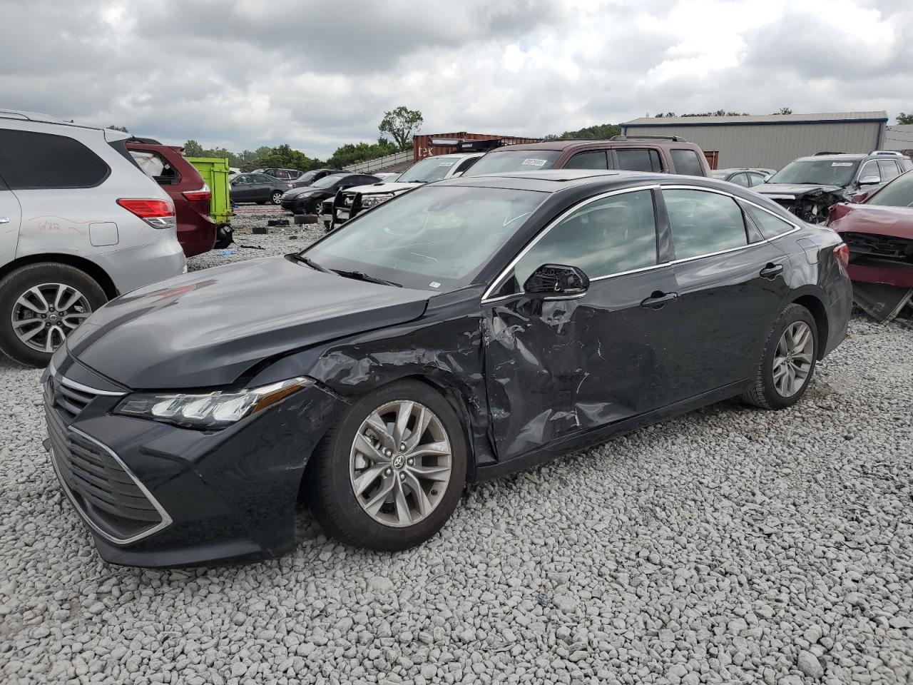 2022 Toyota Avalon XLE, VIN 4T1AZ1FB1NU088495 — Front end