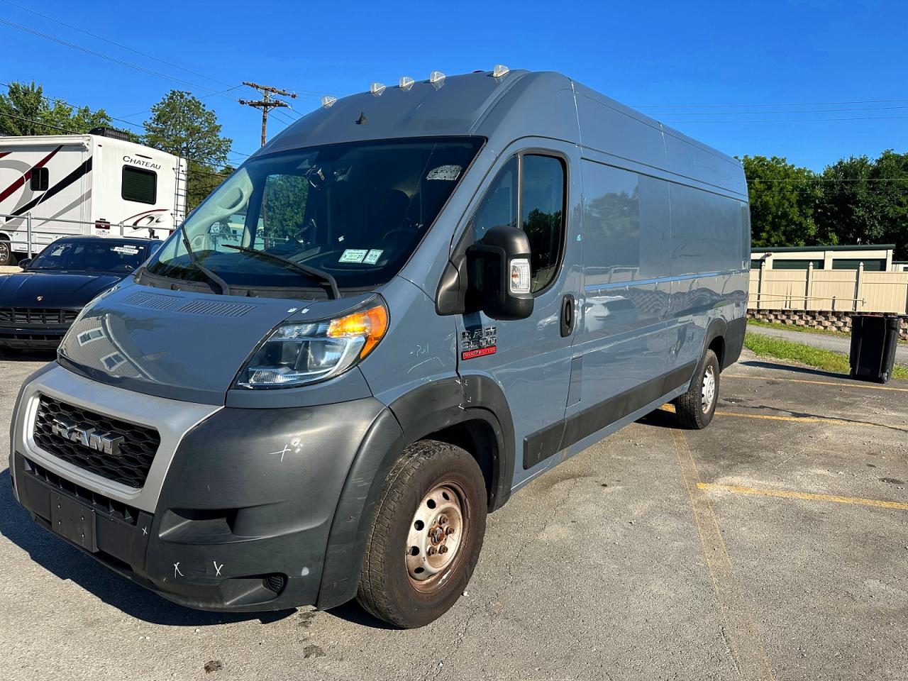 2019 Ram ProMaster Cargo, VIN 3C6URVJG9KE558902 — Minor dents and scratches