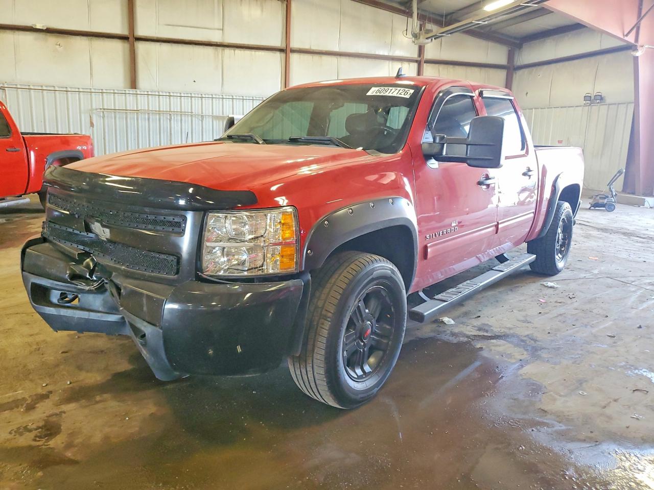 2010 Chevrolet Silverado 1500 LT, VIN 3GCRKSE30AG277440 — Front end