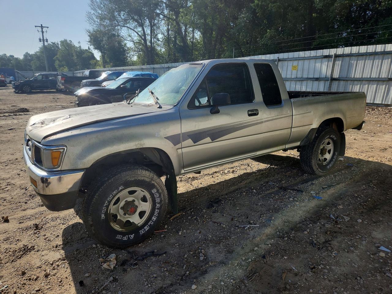 1992 Toyota Pickup, VIN JT4RN13P3N6037376 — Roof