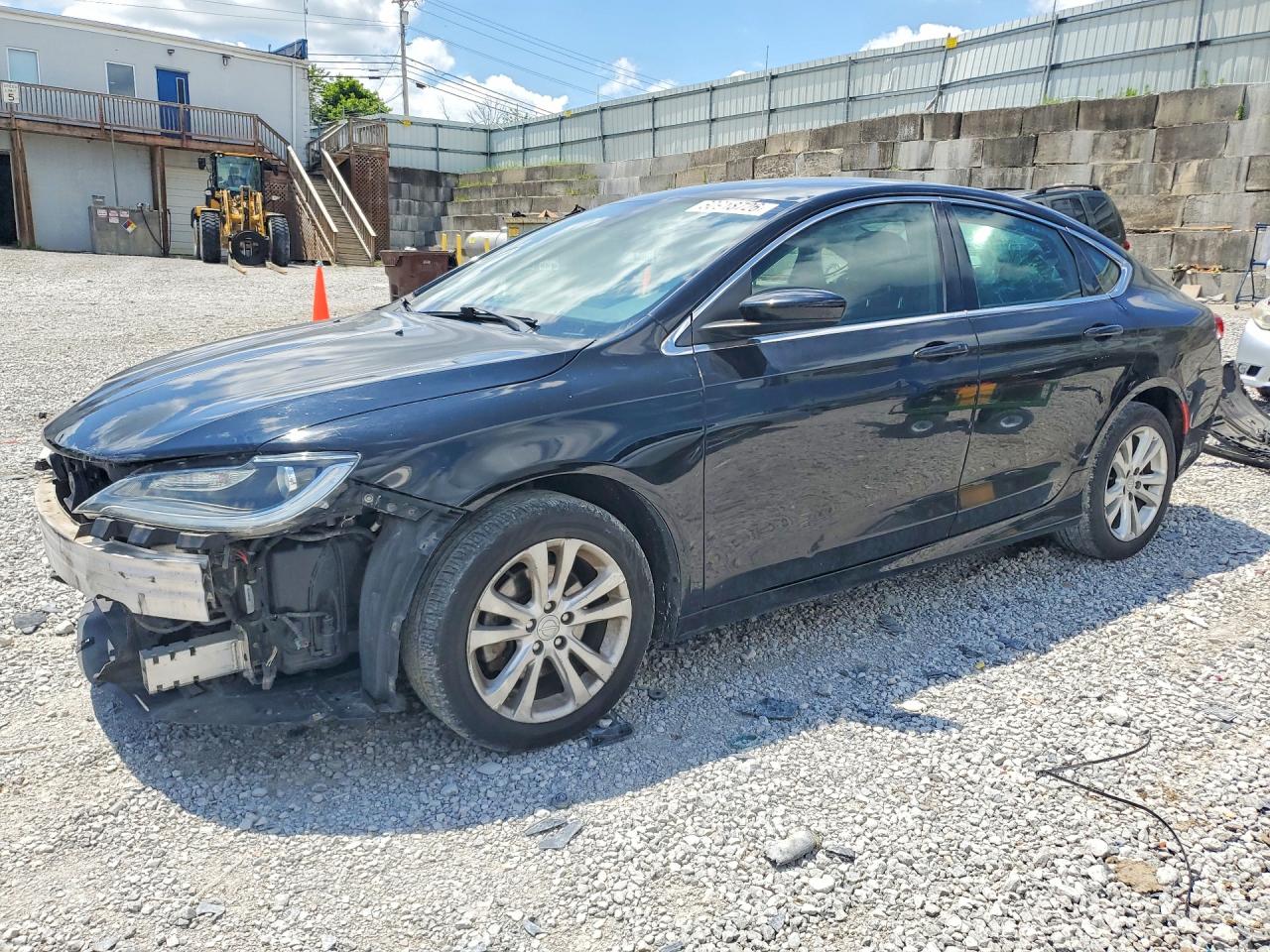 2015 Chrysler 200 Limited, VIN 1C3CCCAB4FN712047 — Front end
