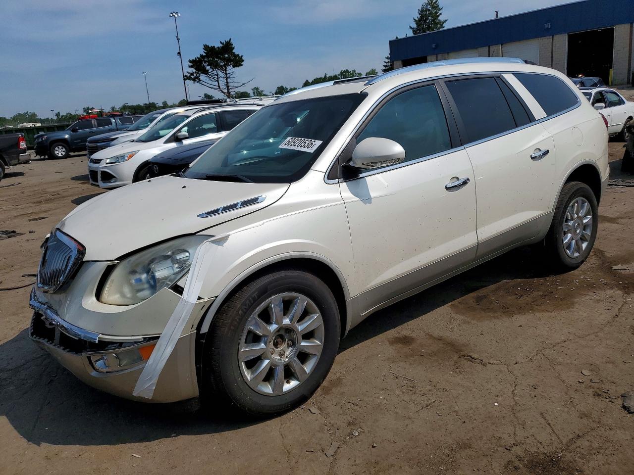 2011 Buick Enclave CXL-1, VIN 5GAKRBED6BJ188382 — Front end