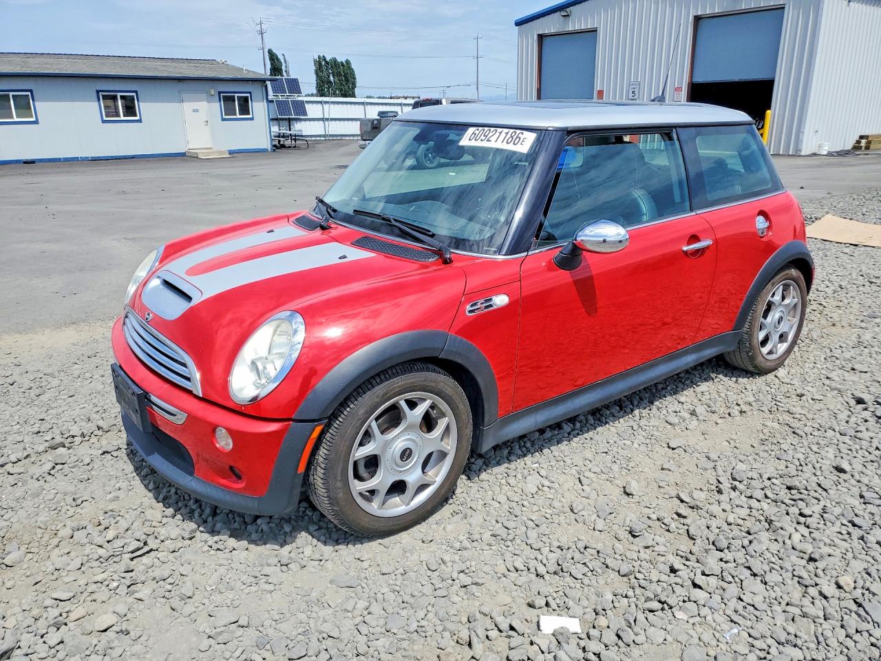 2006 MINI Hardtop S, VIN WMWRE33516TL24581 — Обычный износ