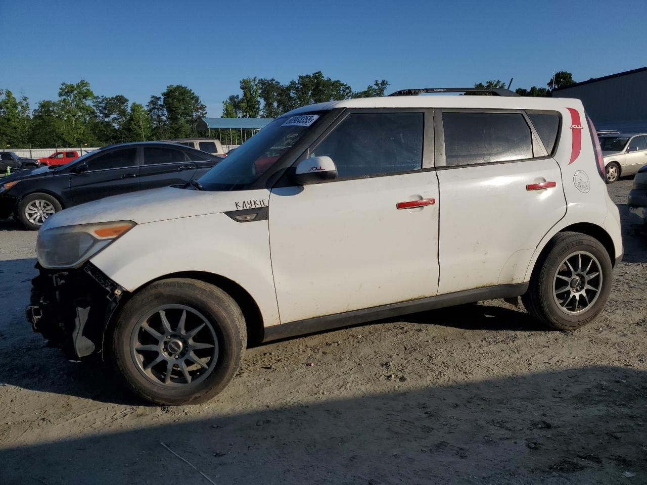 2014 Kia Soul, VIN KNDJN2A20E7083915 — Front end